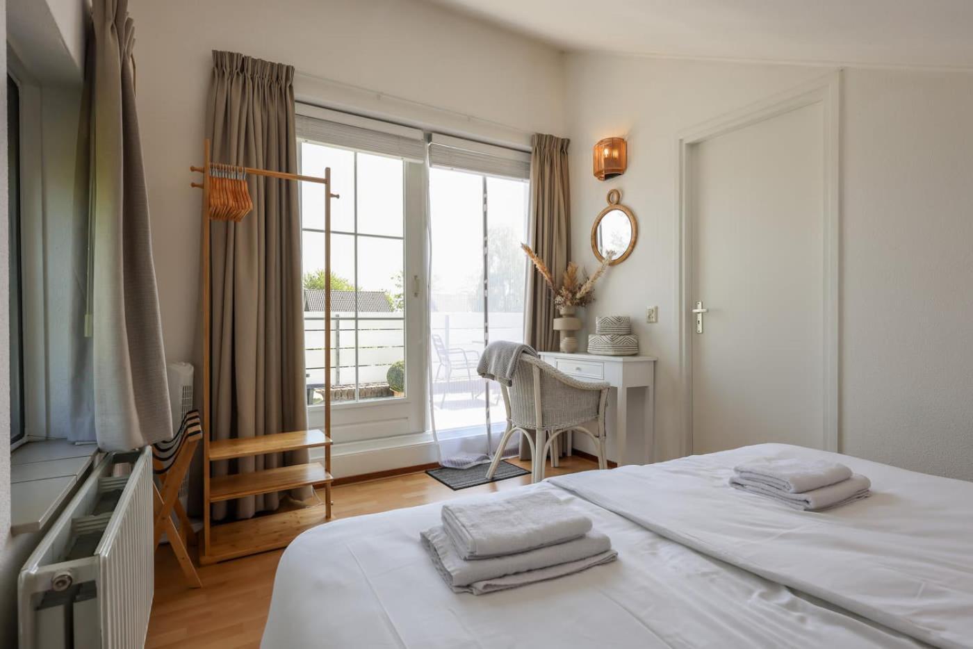 Hello Zeeland - Vakantiehuis De Elf Boompjes 64 Bruinisse Extérieur photo